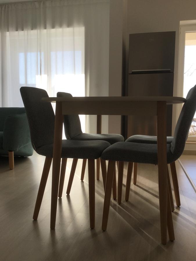 Appartamento Dreams Otopeni Esterno foto